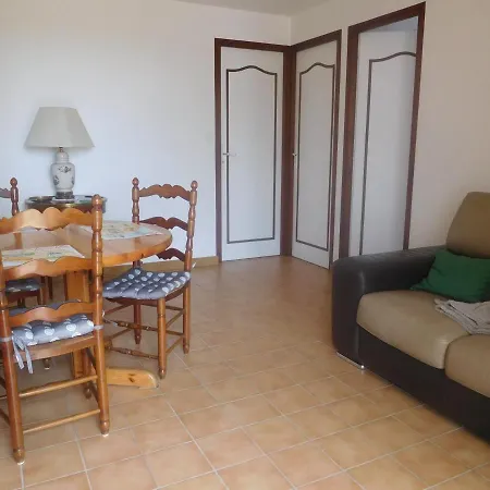 Maison L'aiguillon-sur-mer, 5 Pieces, 5 Personnes - Fr-1-476-146 Holiday home L'Aiguillon-sur-Mer